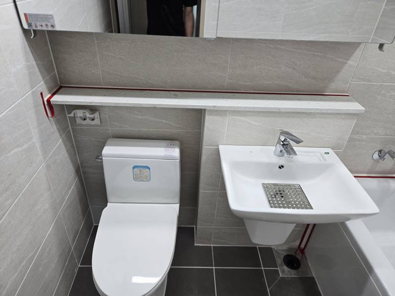 반석동 구축 욕조 테두리·세면대·젠다이 검은 곰팡이 실리콘 리폼