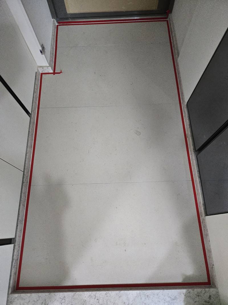 엘아이지서울역리가 구축 욕조 테두리·세면대·젠다이 검은 곰팡이 실리콘 리폼